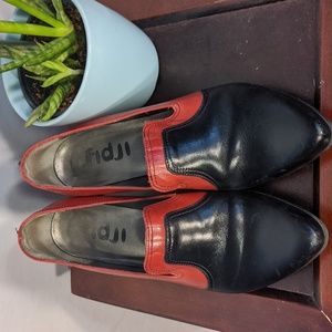 Fidji black and red leather shoes, size EUR 38, US 8